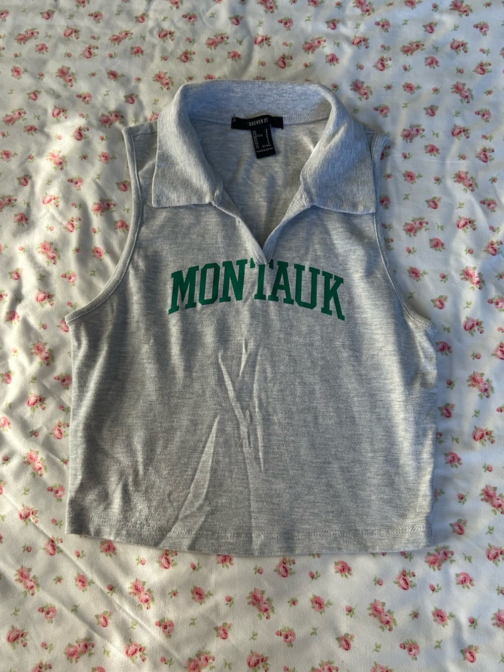 Forever 21 Light Gray Mountak collar tank with Green Print